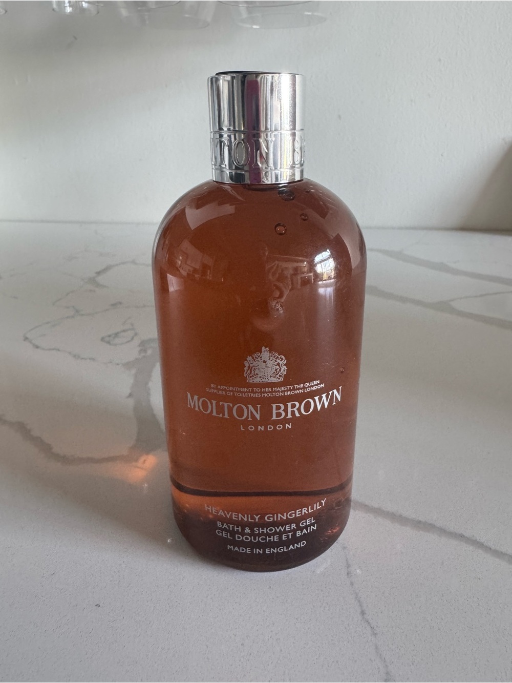 Kiehl's Amber Bath & Shower Gel in Brown Bottle with Silver Cap